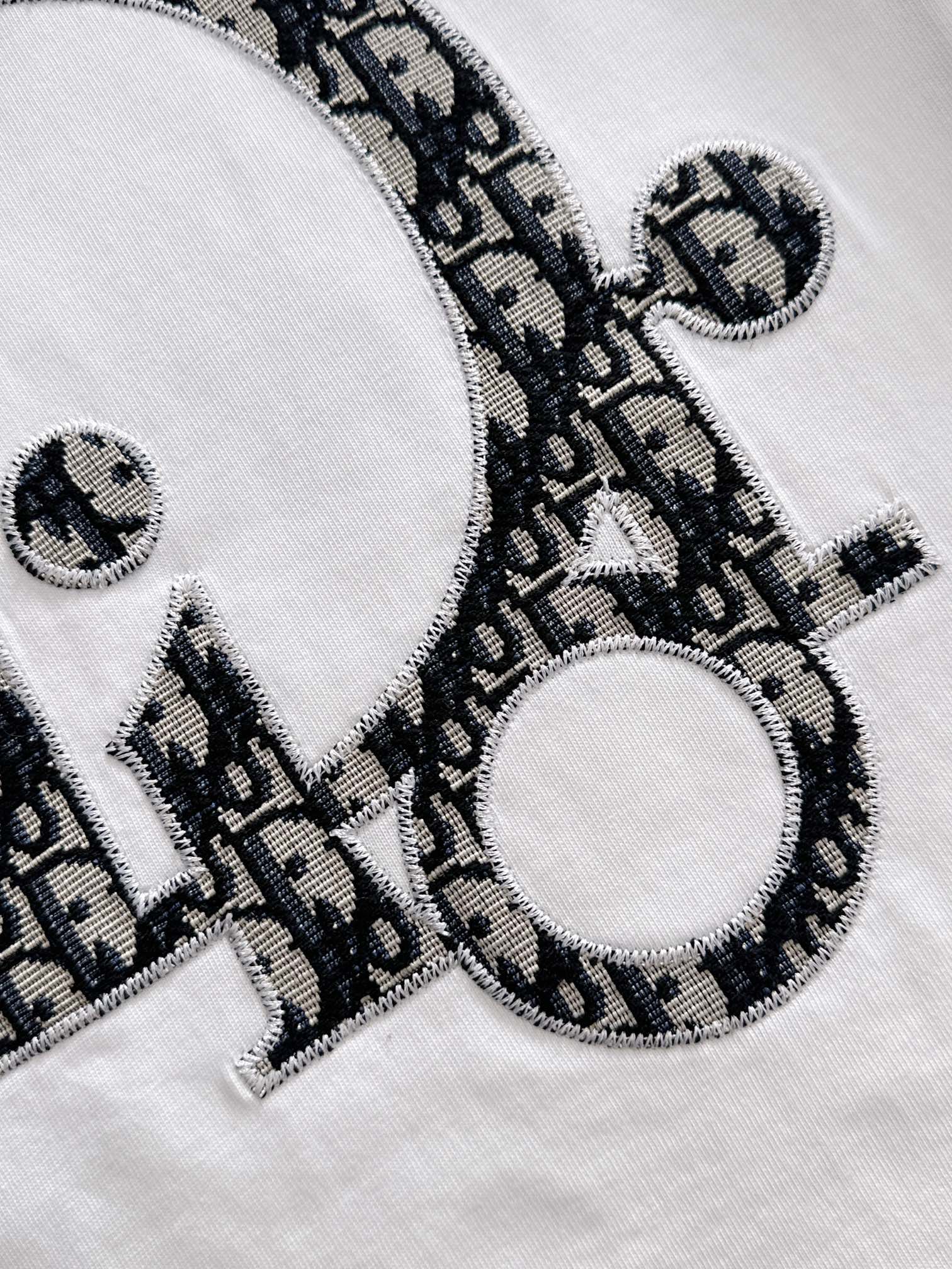 0575be9f94f3df820ba8cb2ebbb337b2_1756491784_836.jpg