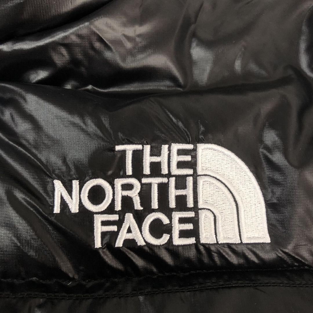 THE NORTH FACE