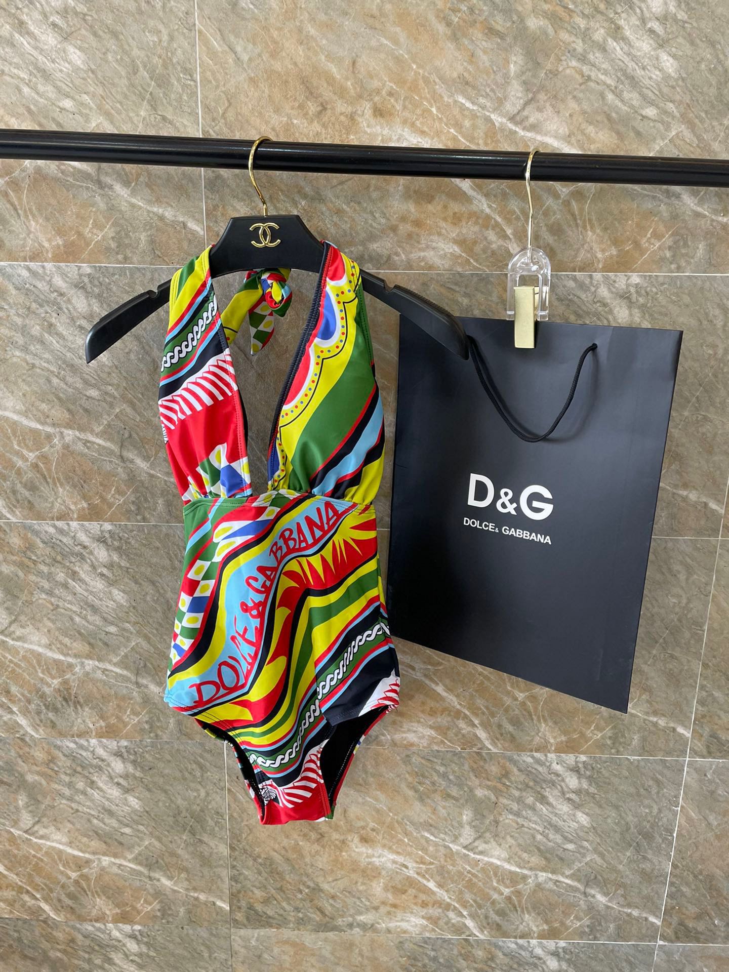 D&G