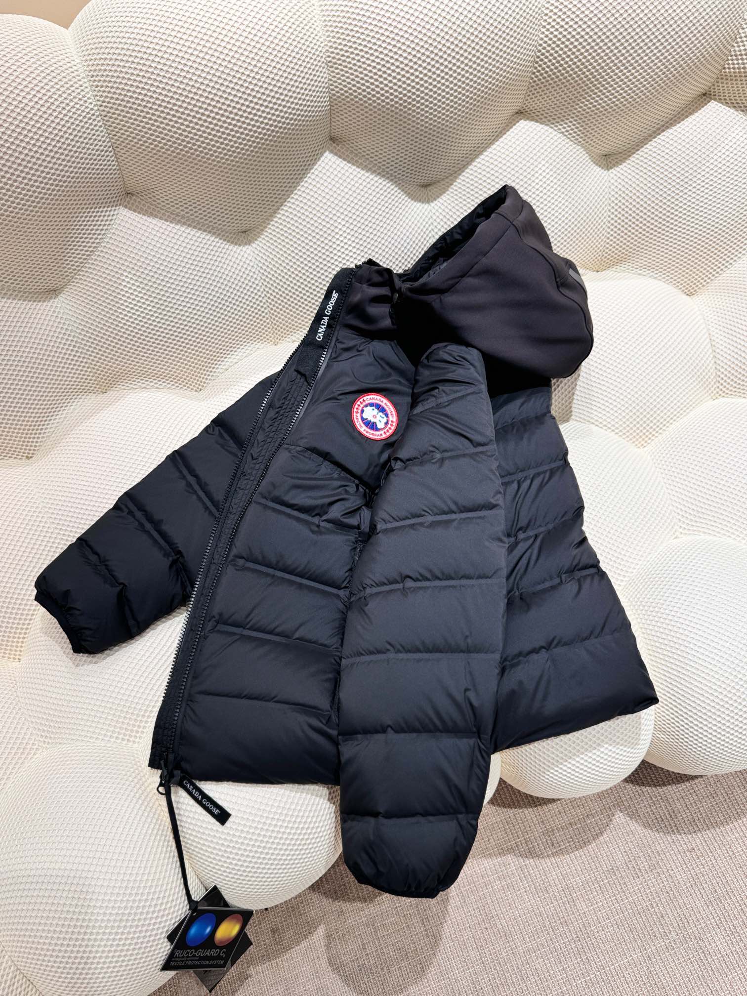 CANADA GOOSE