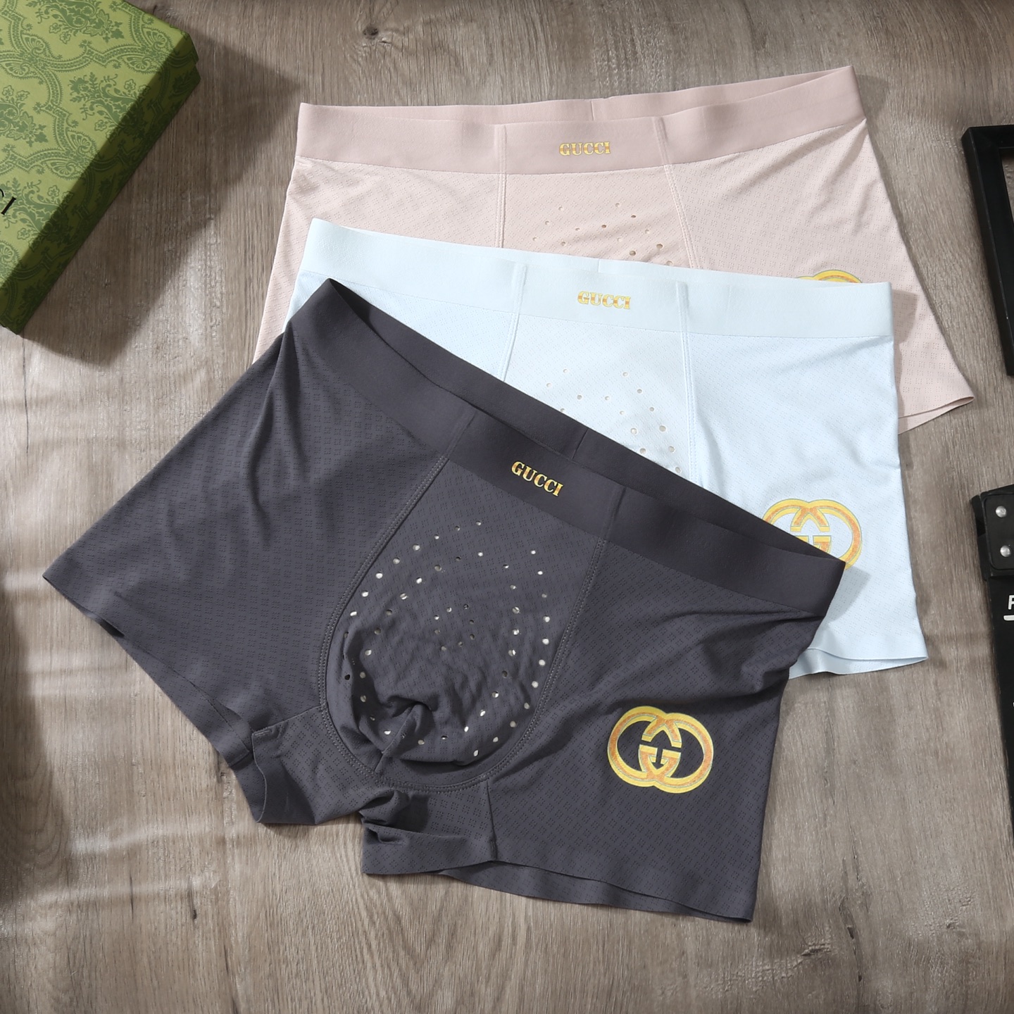 GUCCI