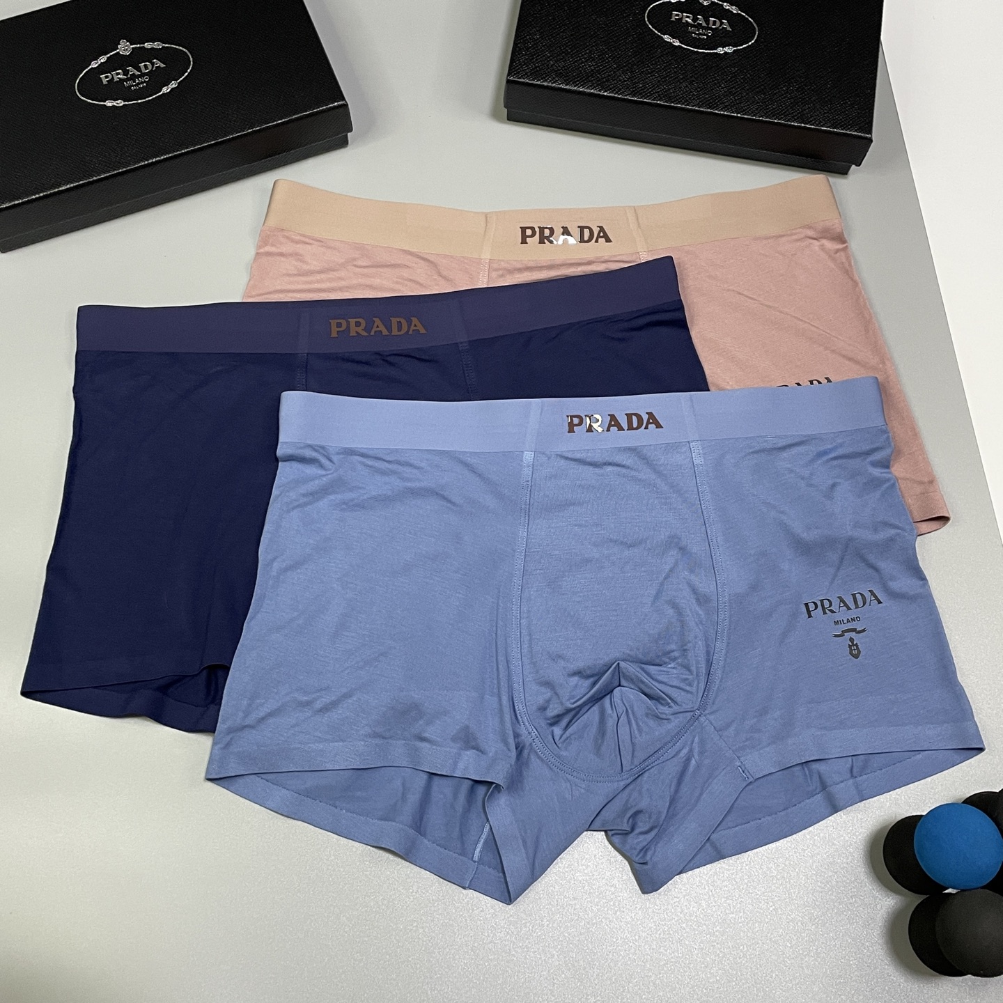 PRADA