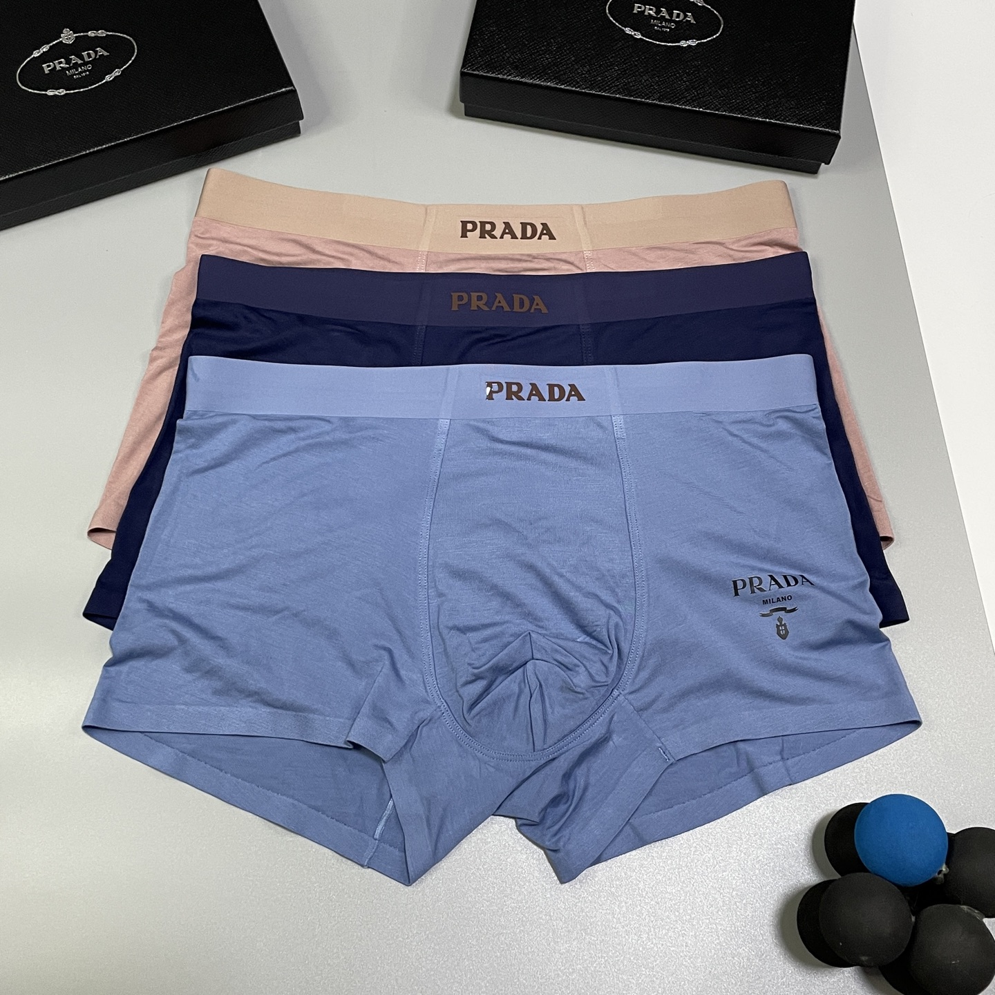 PRADA
