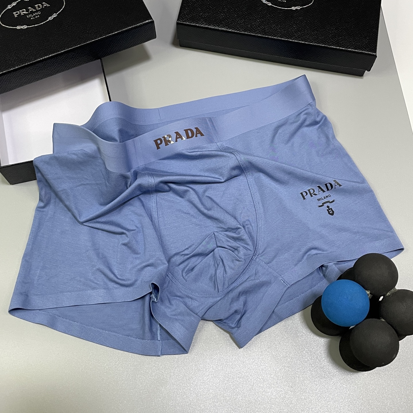 PRADA