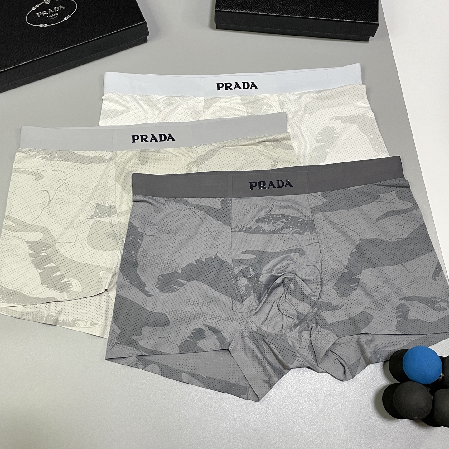 PRADA