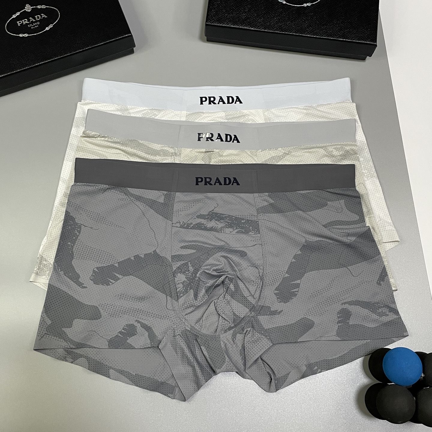 PRADA