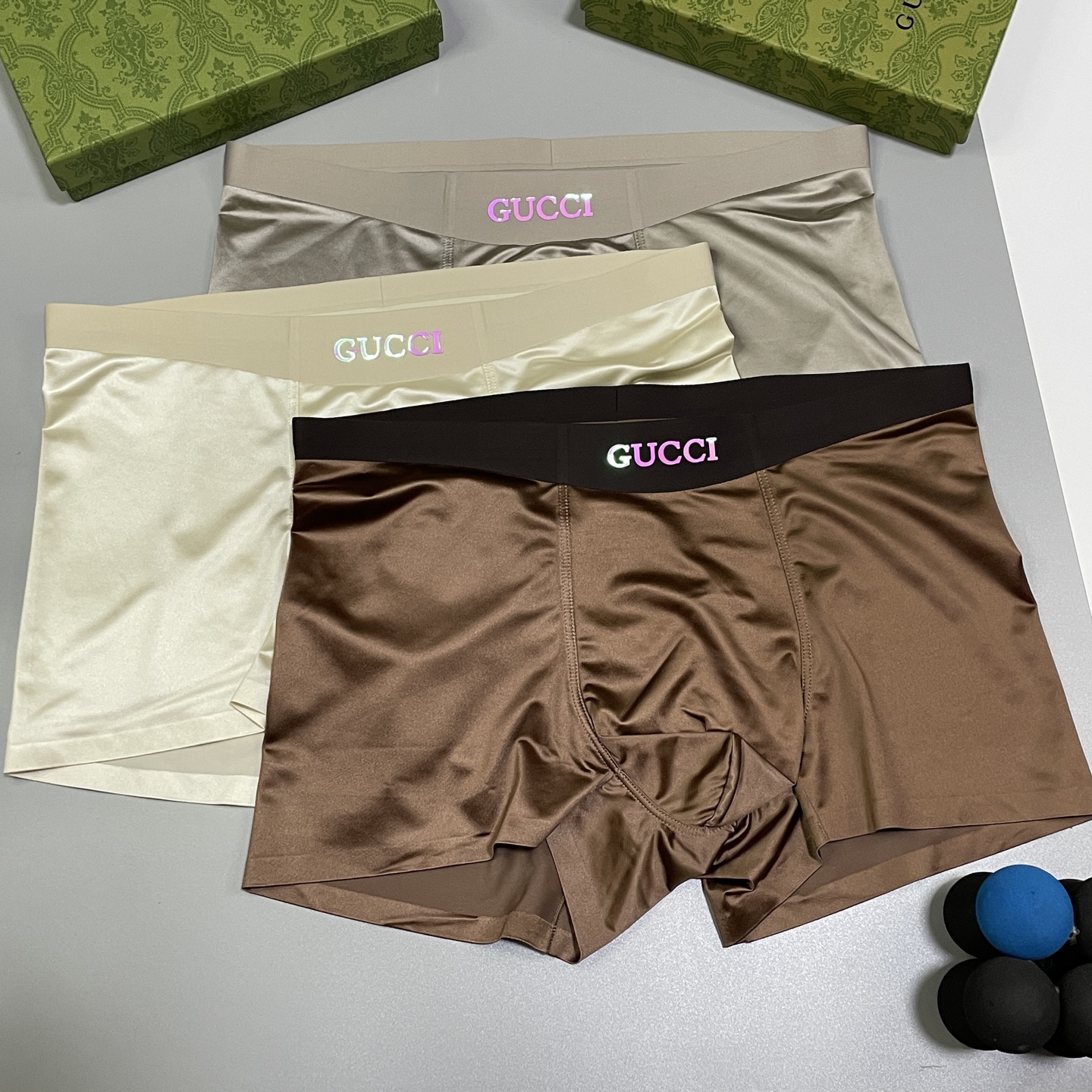 GUCCI