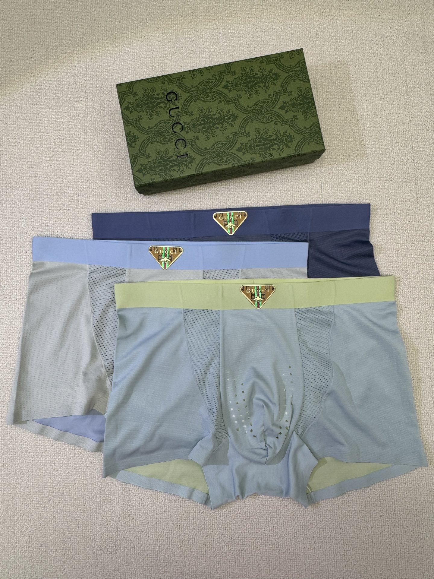 GUCCI