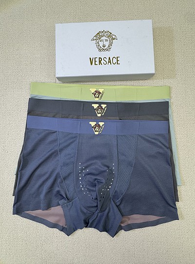 VERSACE