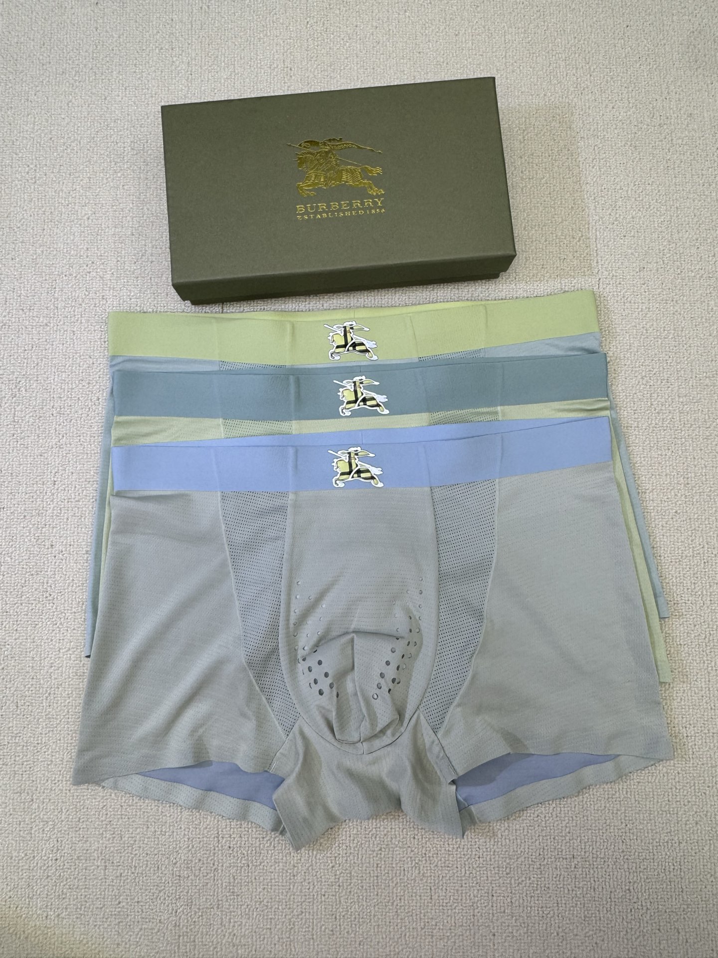 BURBERRY