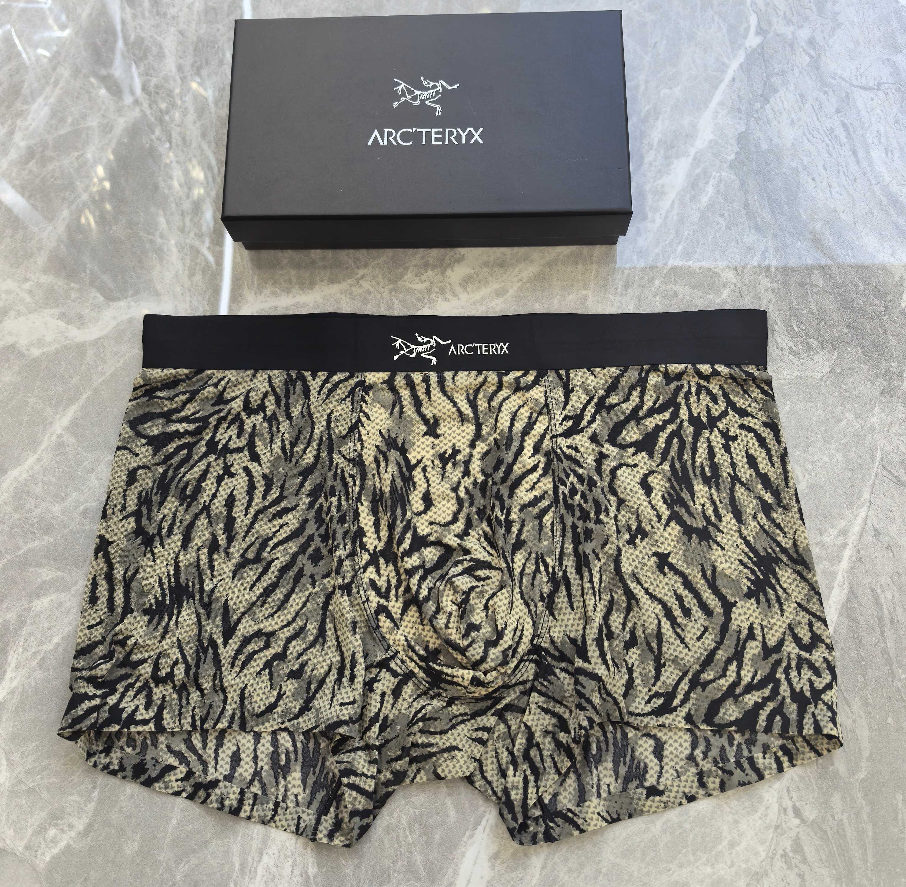 ARC·TERYX