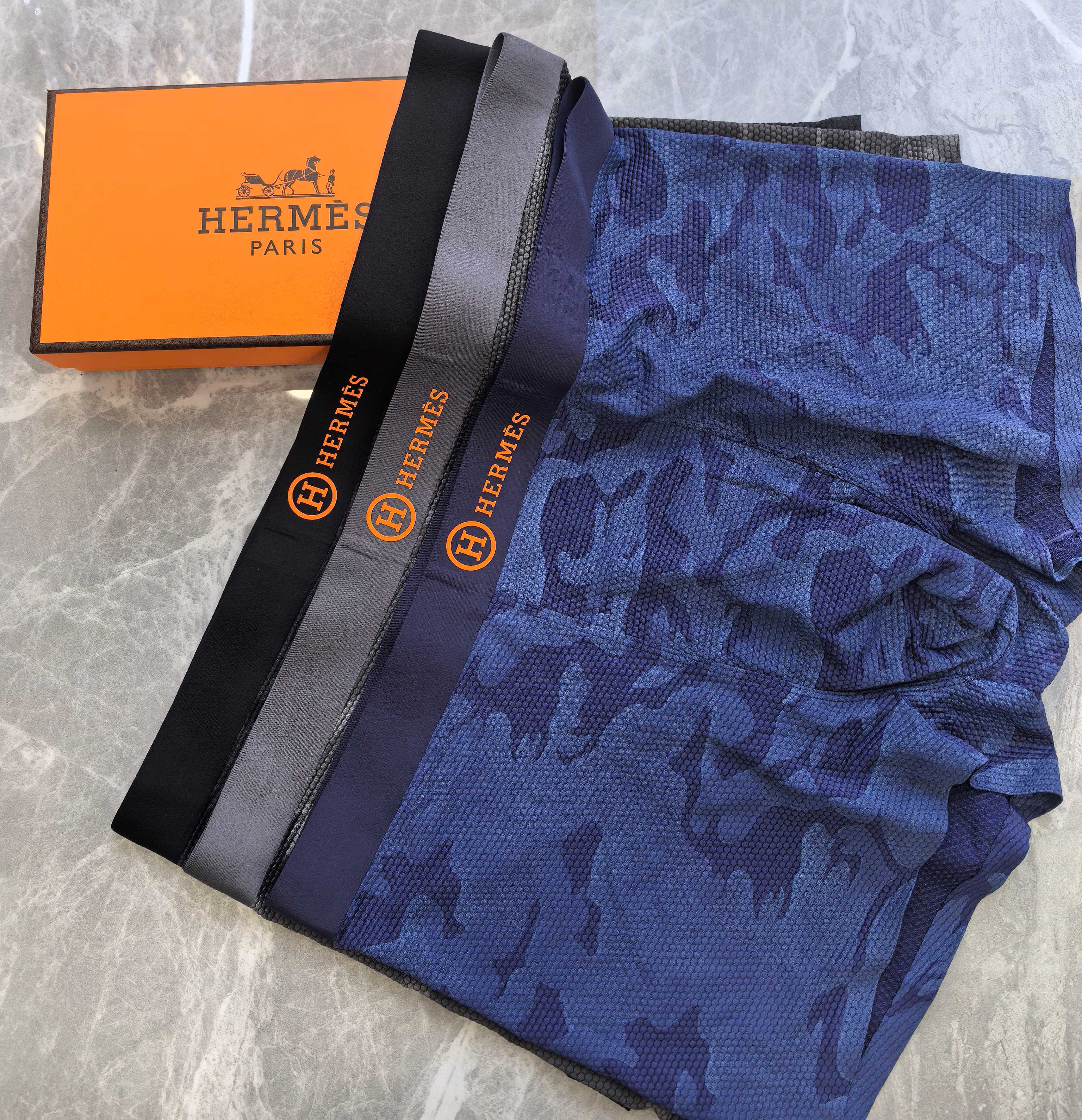 HERMES