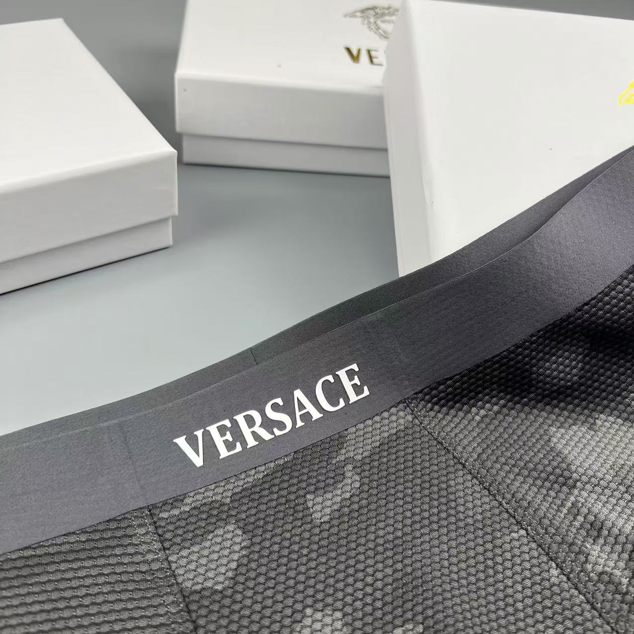 VERSACE