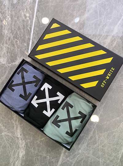OFF-WHITE