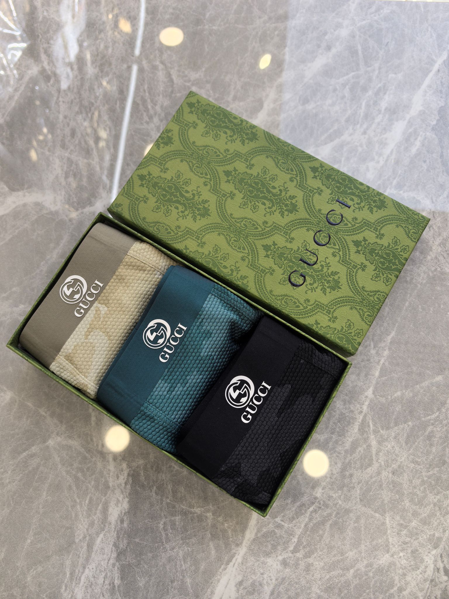 GUCCI