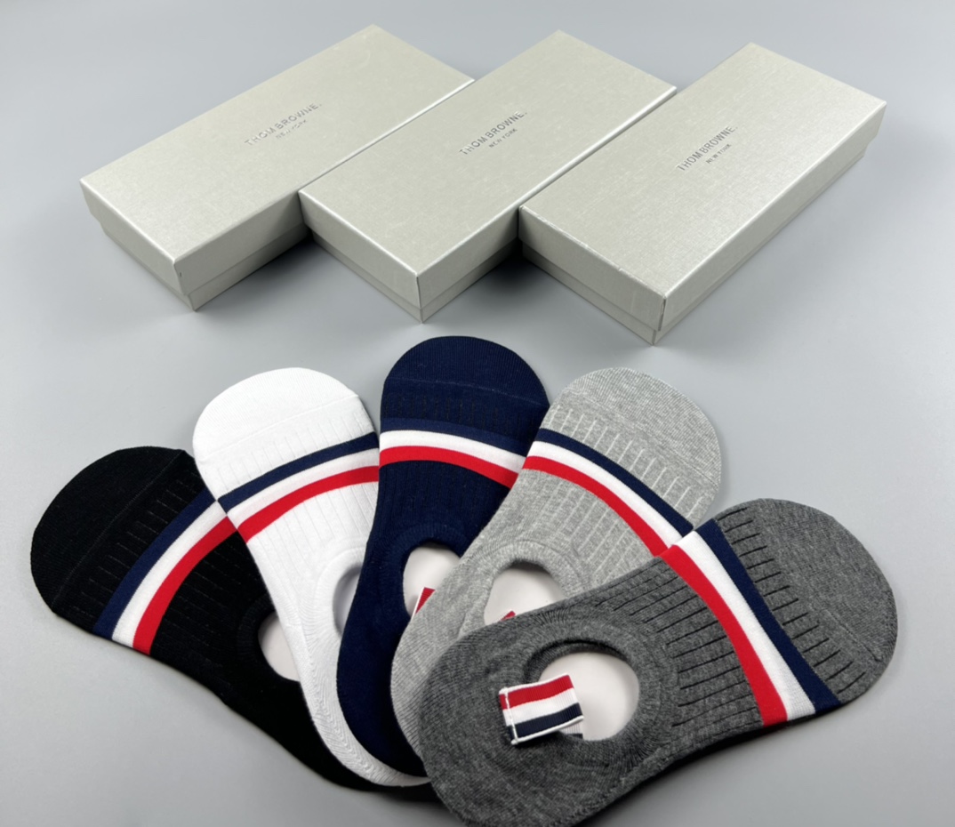 THOM BROWNE