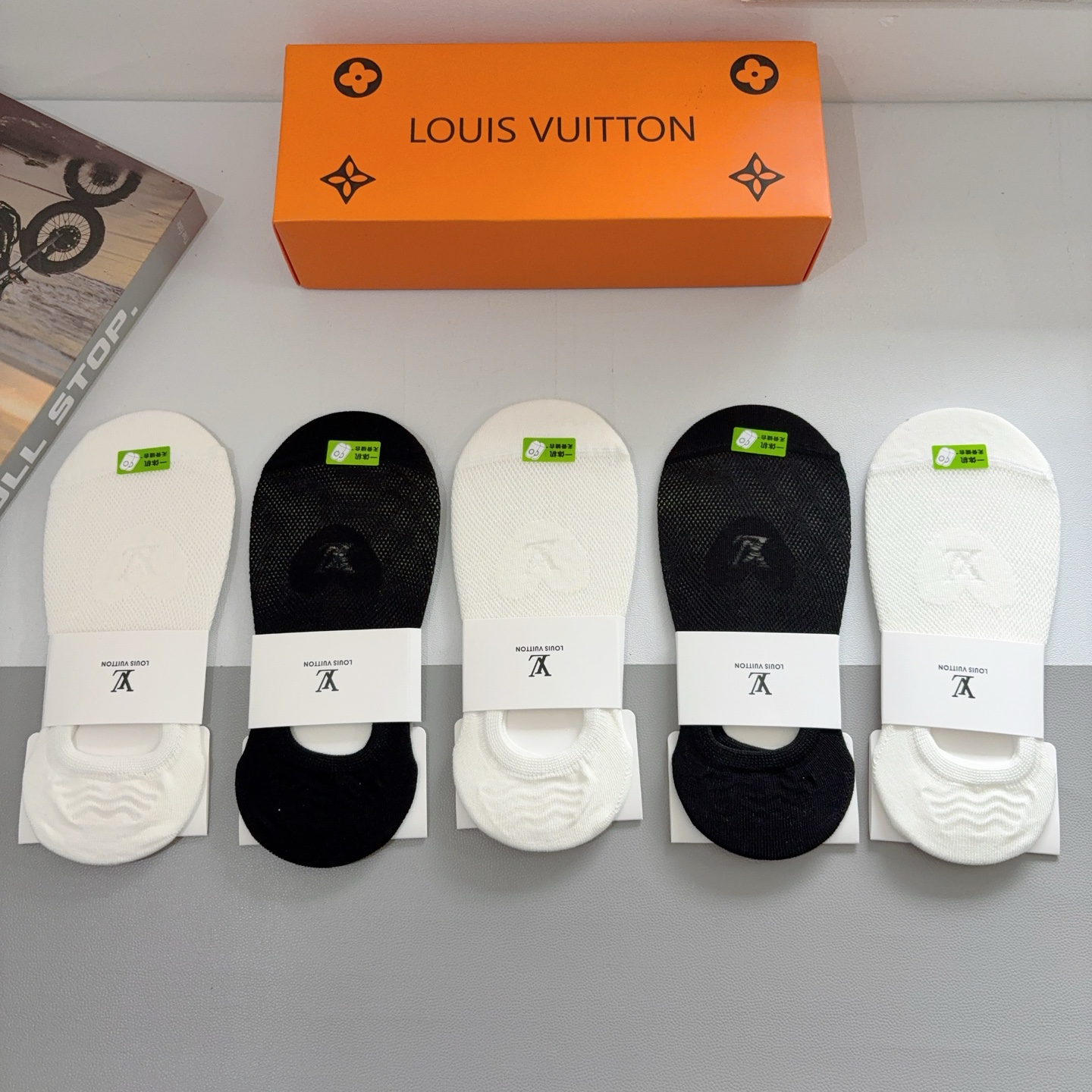LOUIS VUITTON