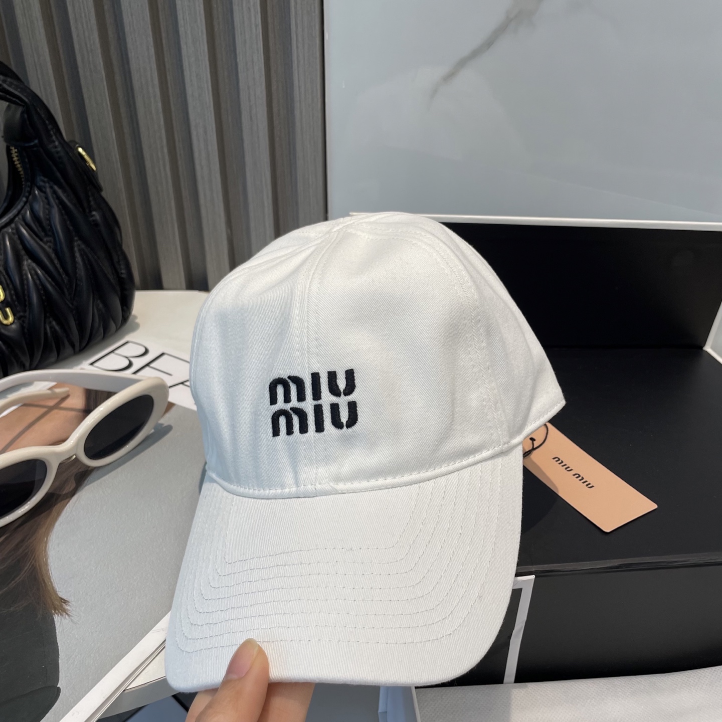 MIUMIU