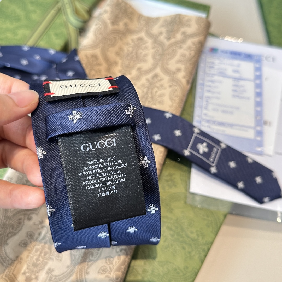 GUCCI