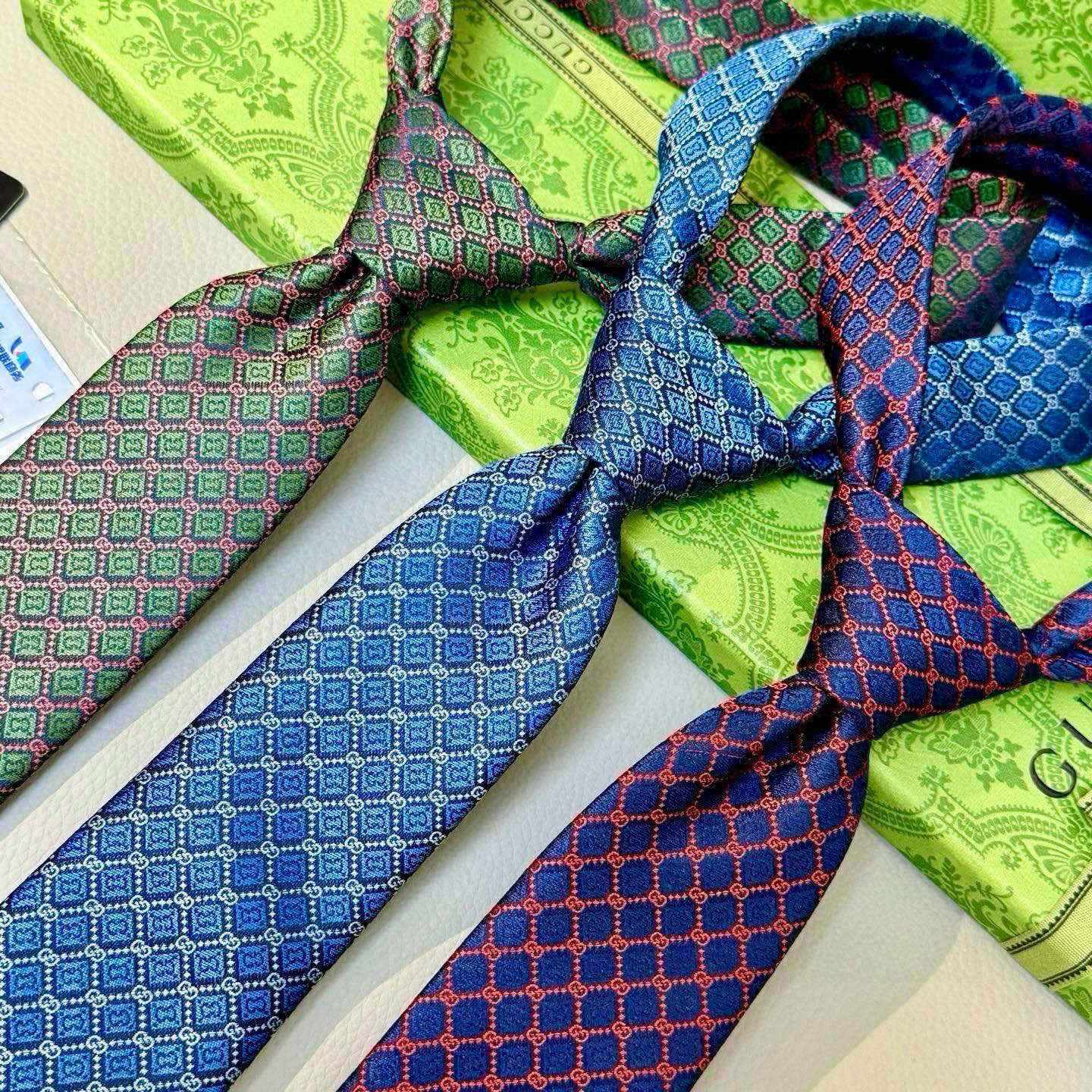 GUCCI