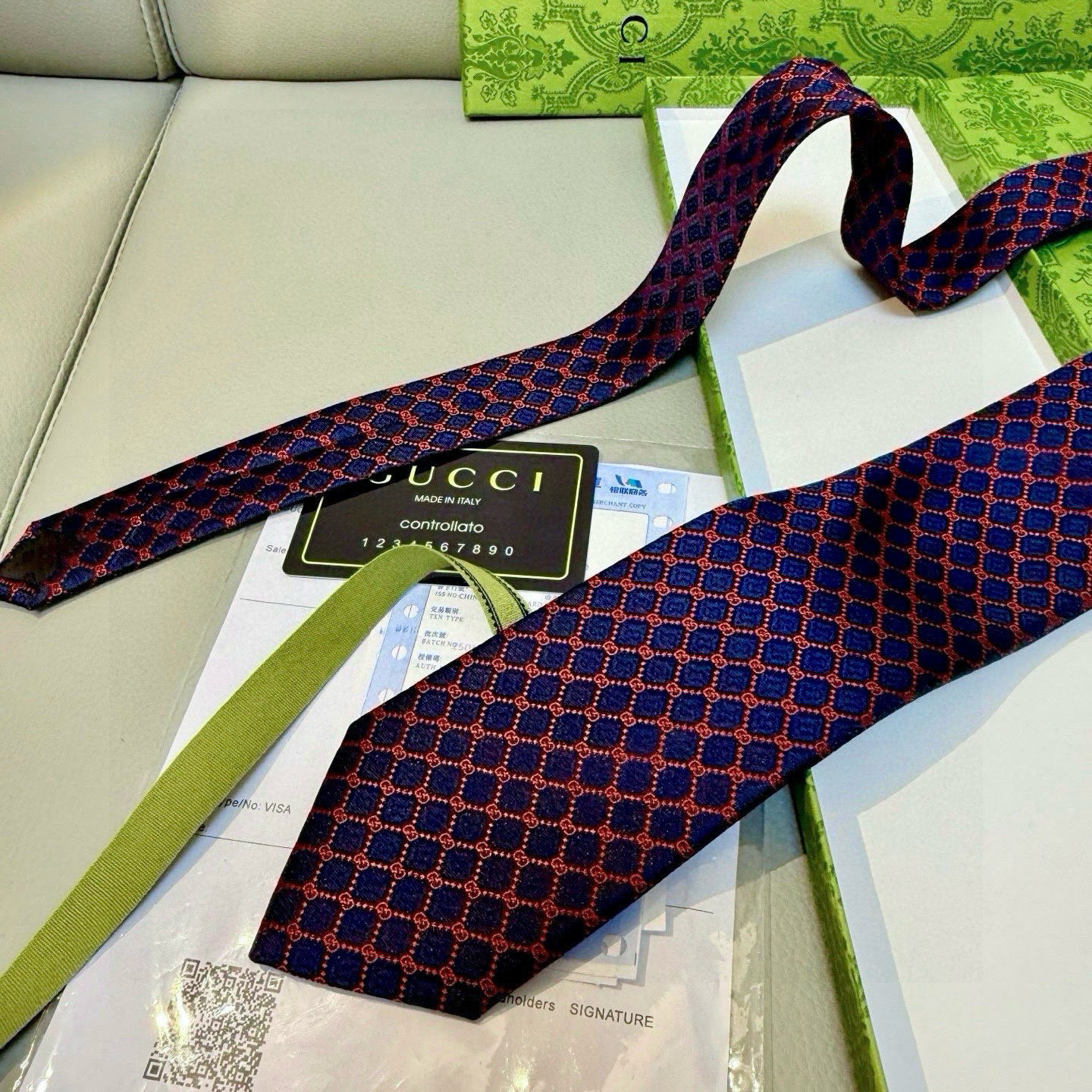 GUCCI
