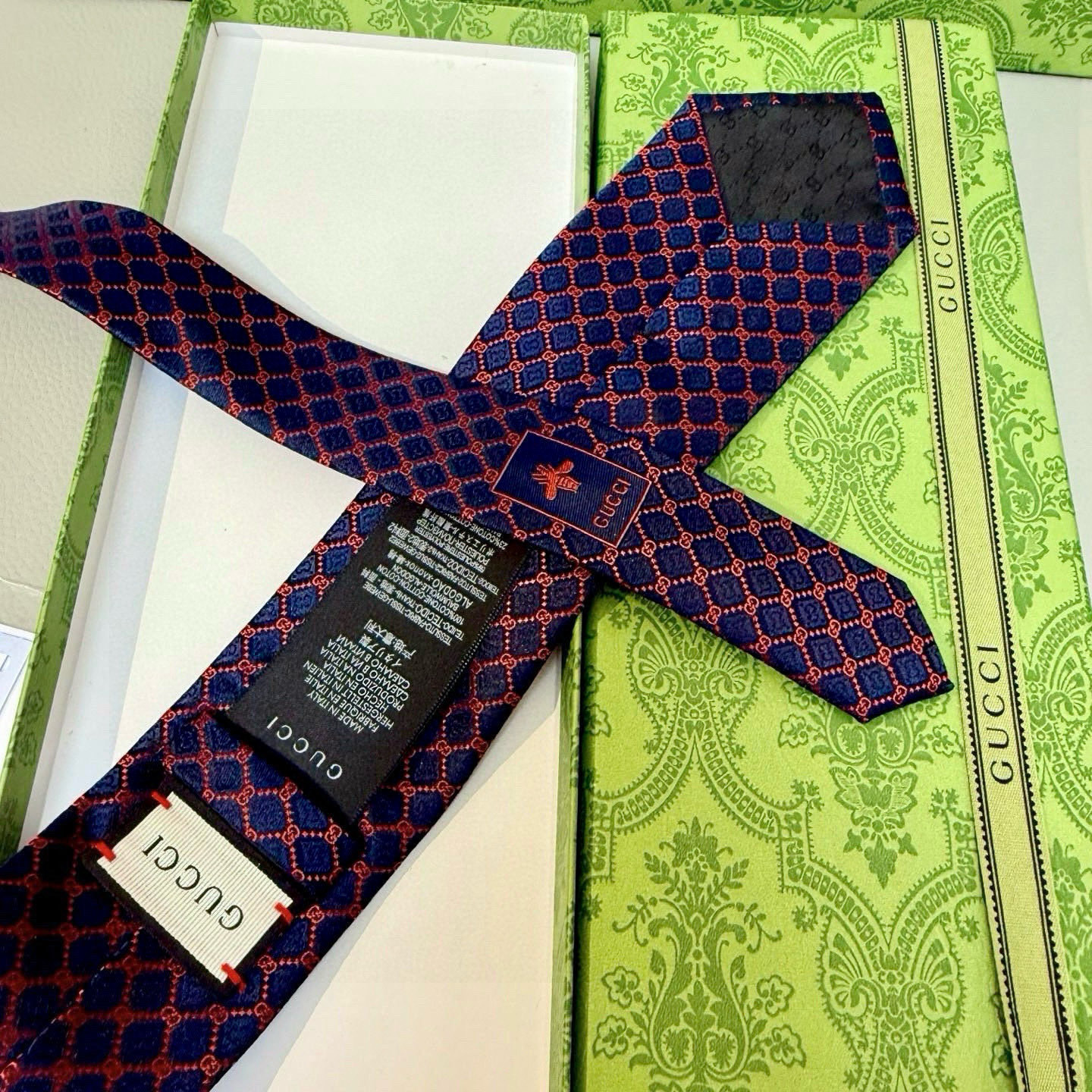 GUCCI