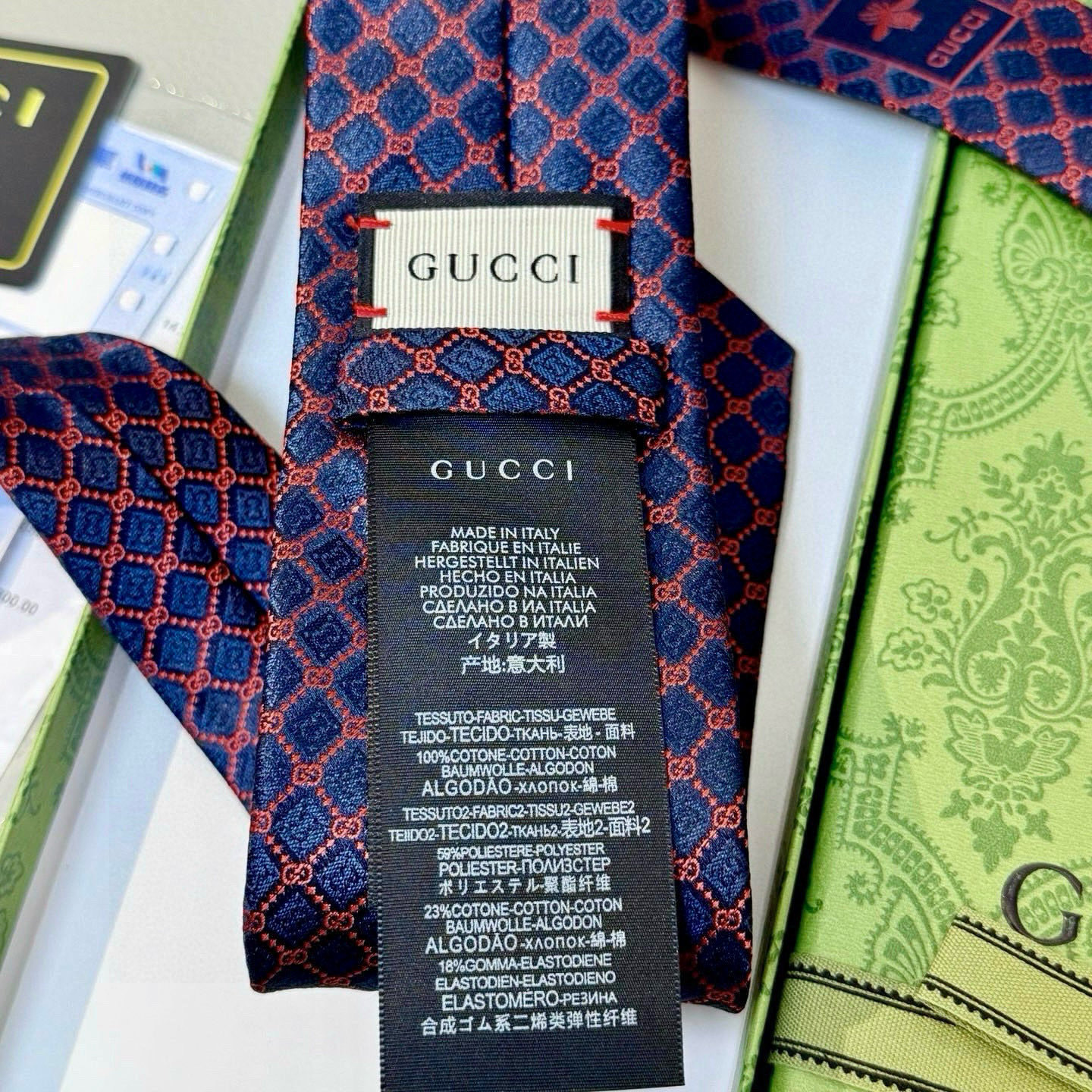 GUCCI