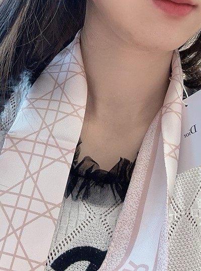 DIOR