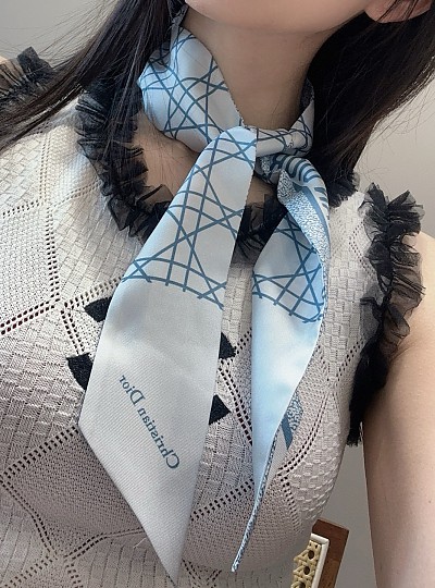 DIOR