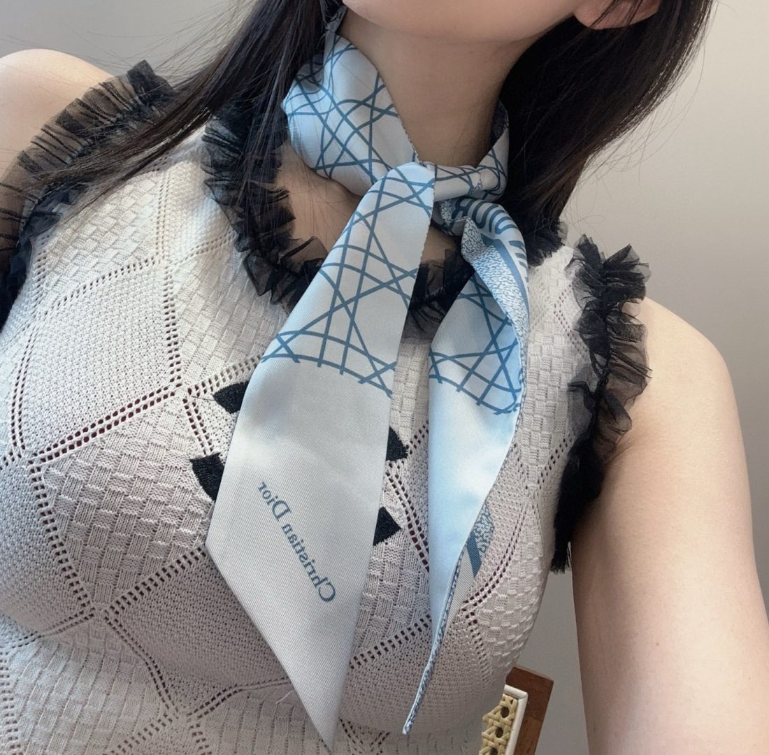 DIOR