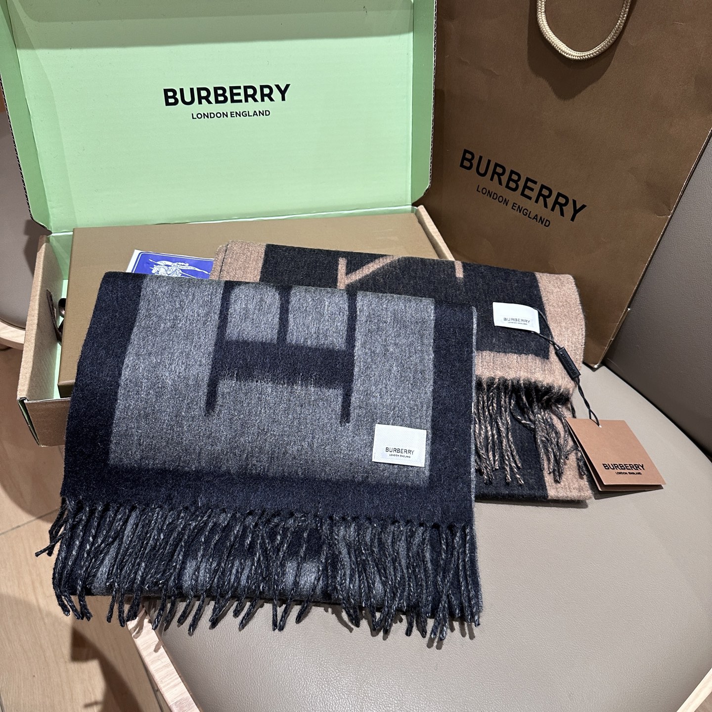 BURBERRY
