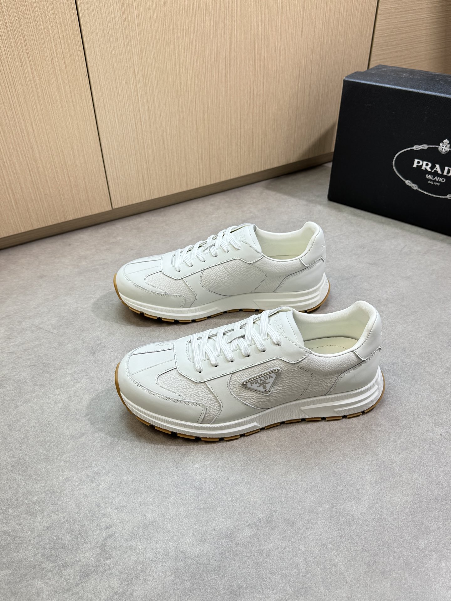 PRADA