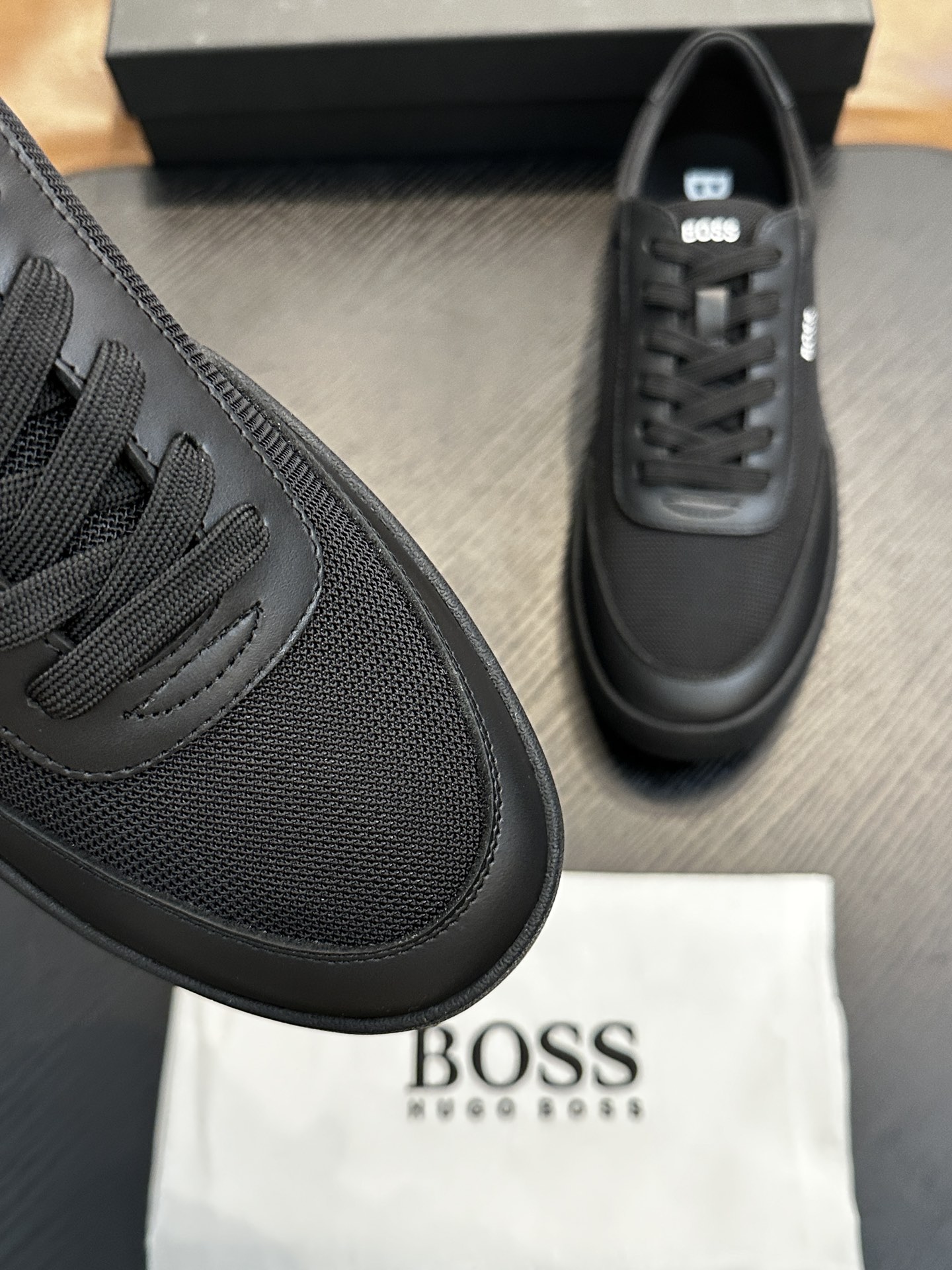 BOSS