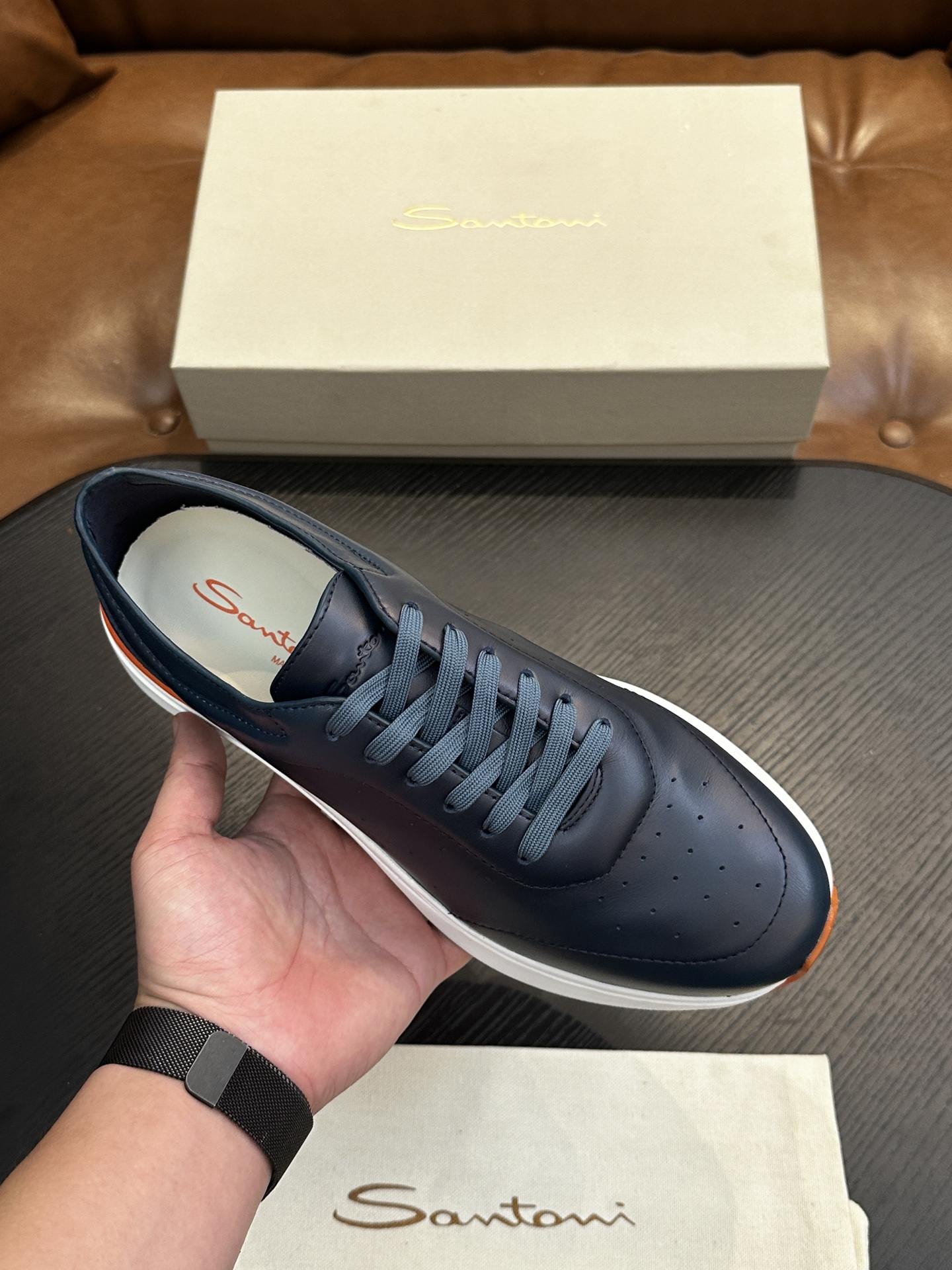 Santoni