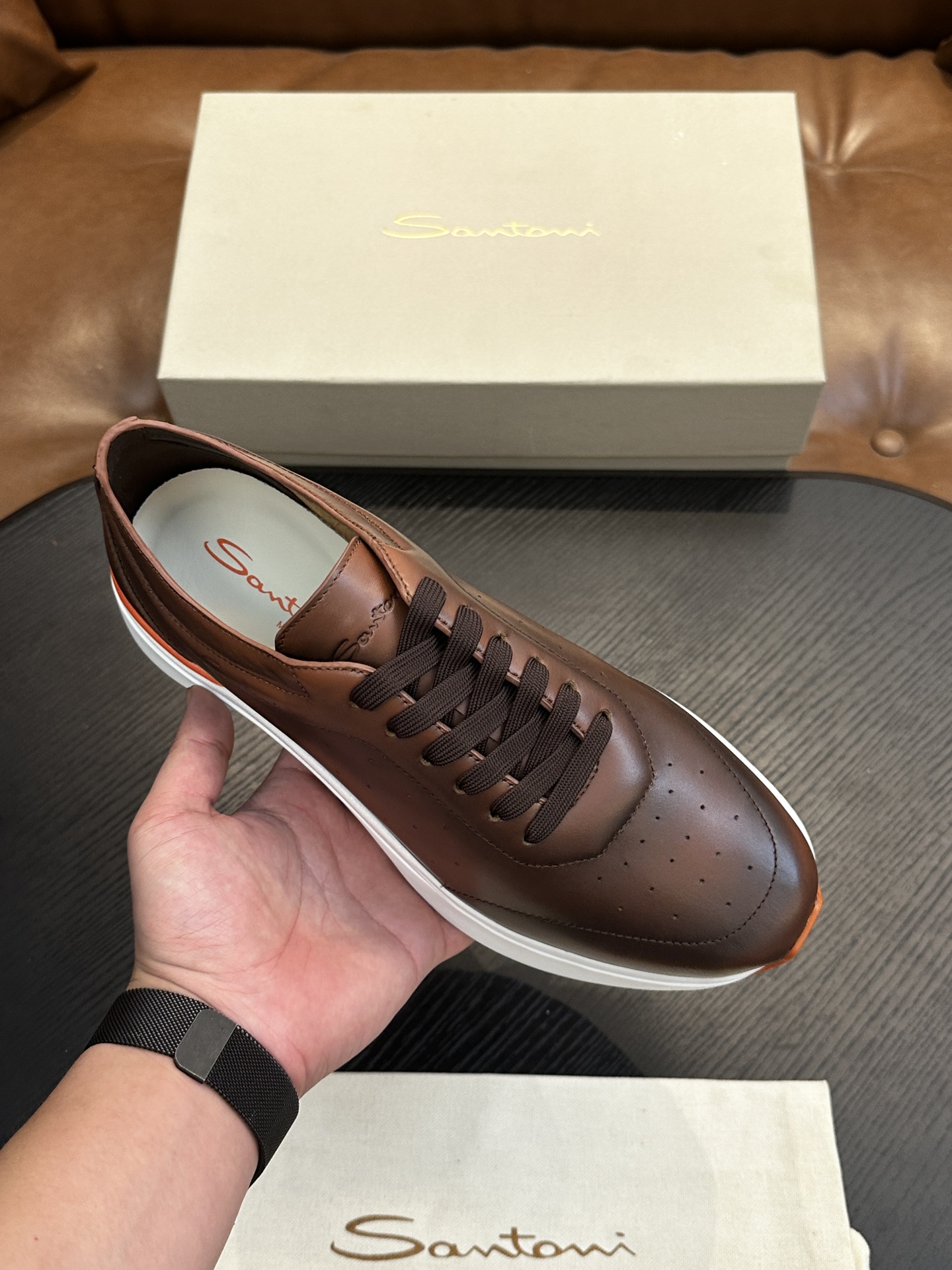 Santoni