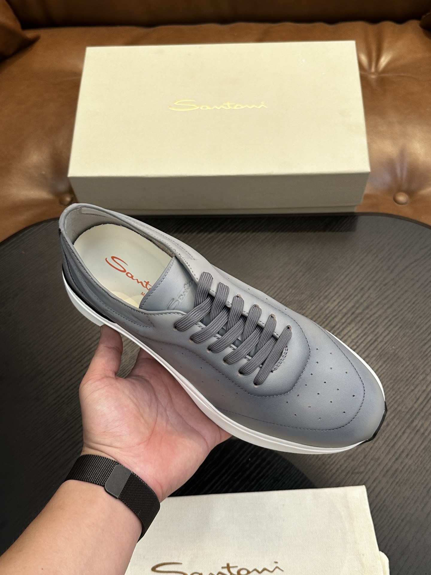 Santoni