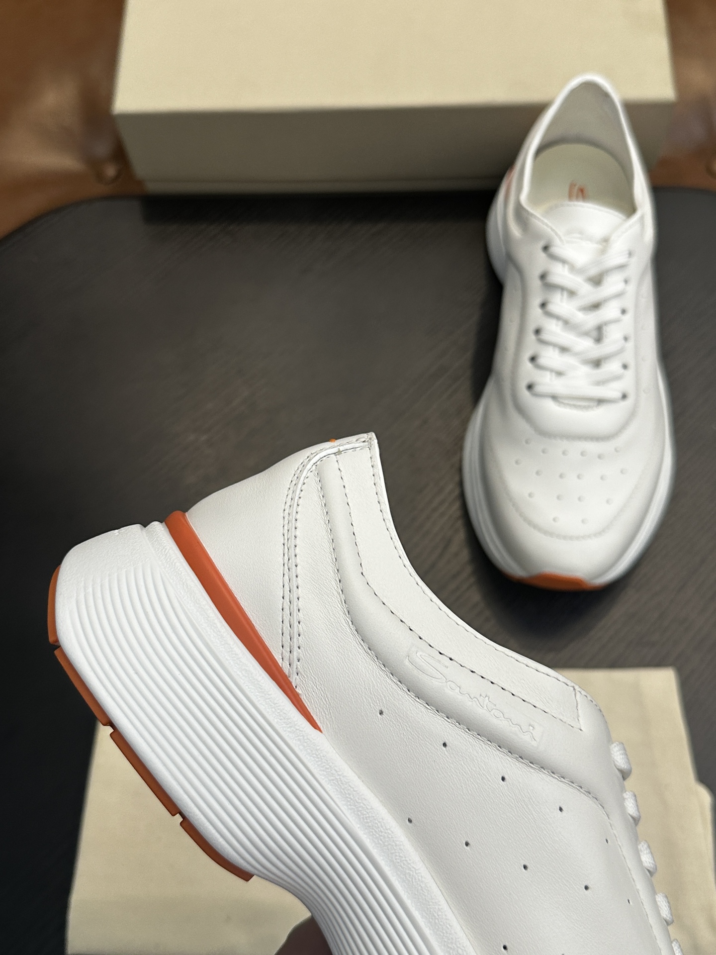 Santoni
