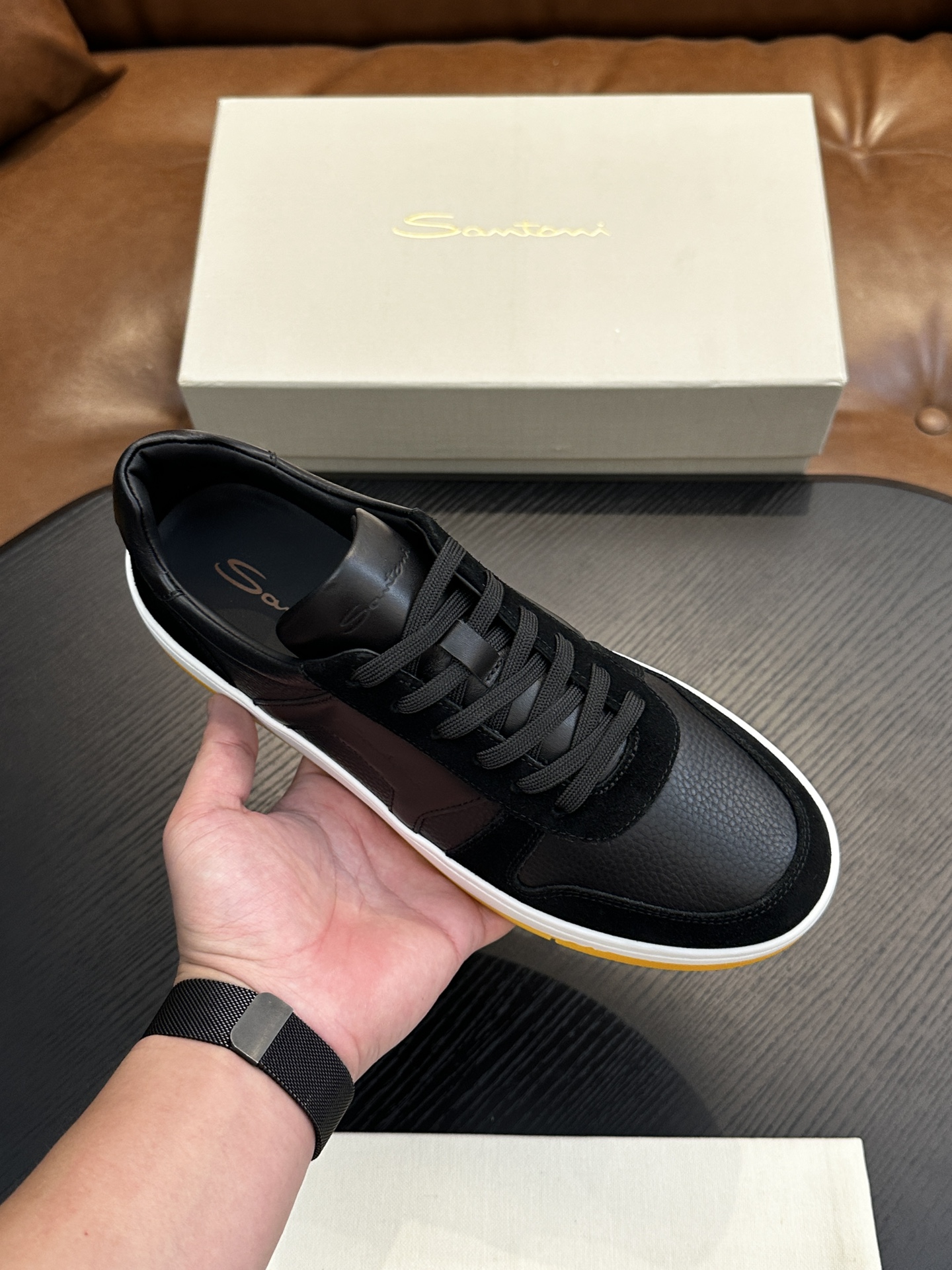 Santoni