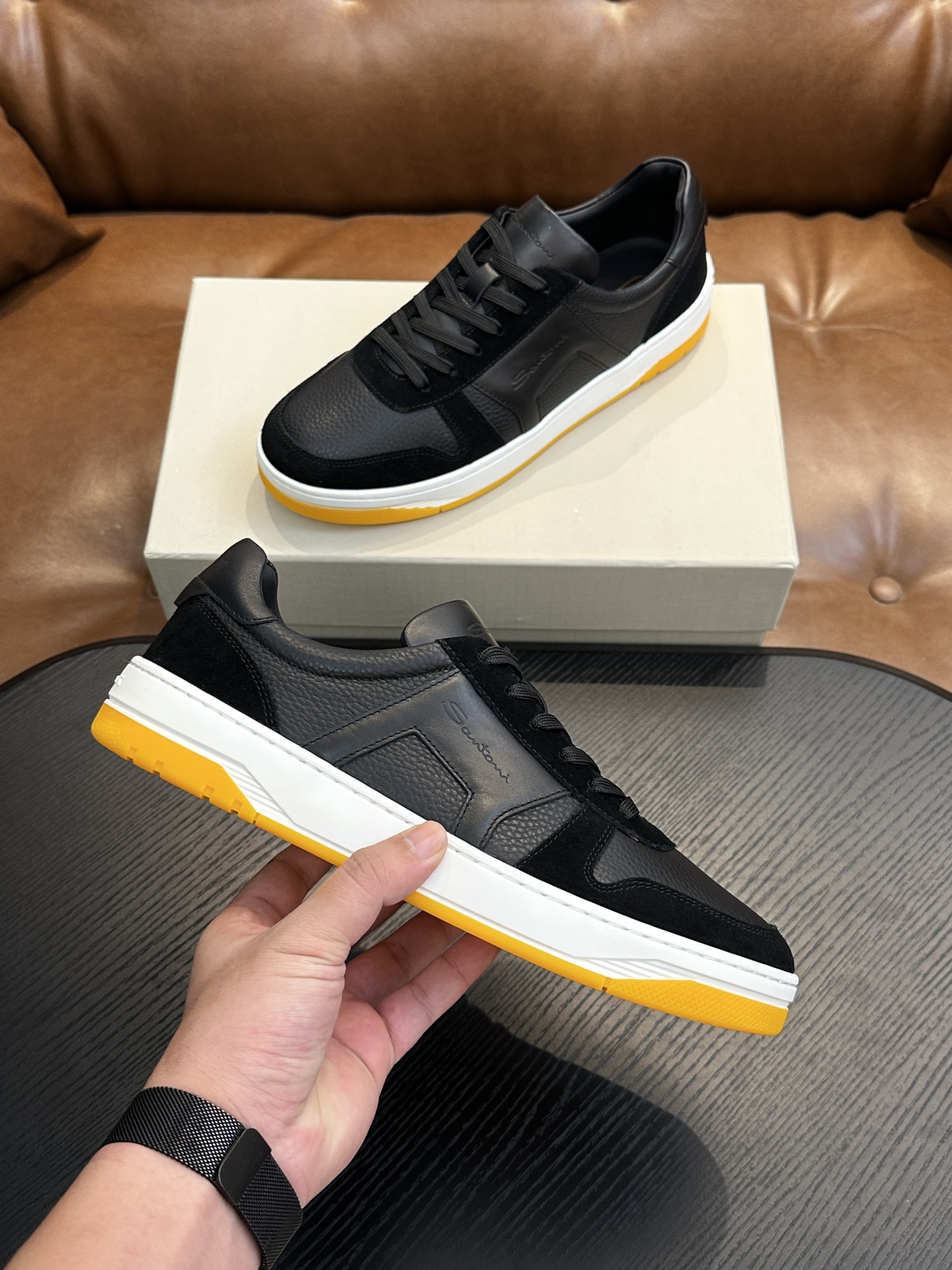 Santoni
