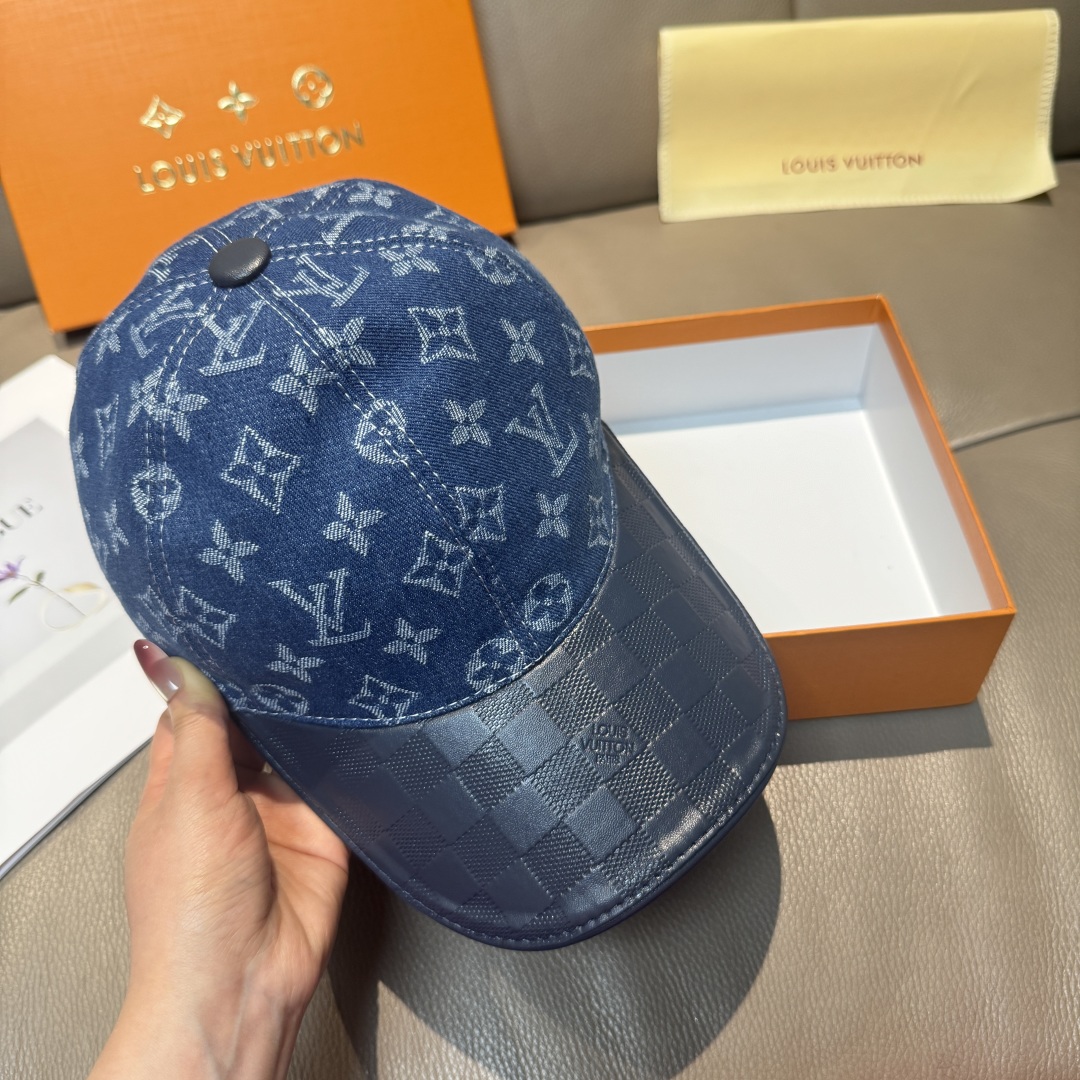 LOUIS VUITTON