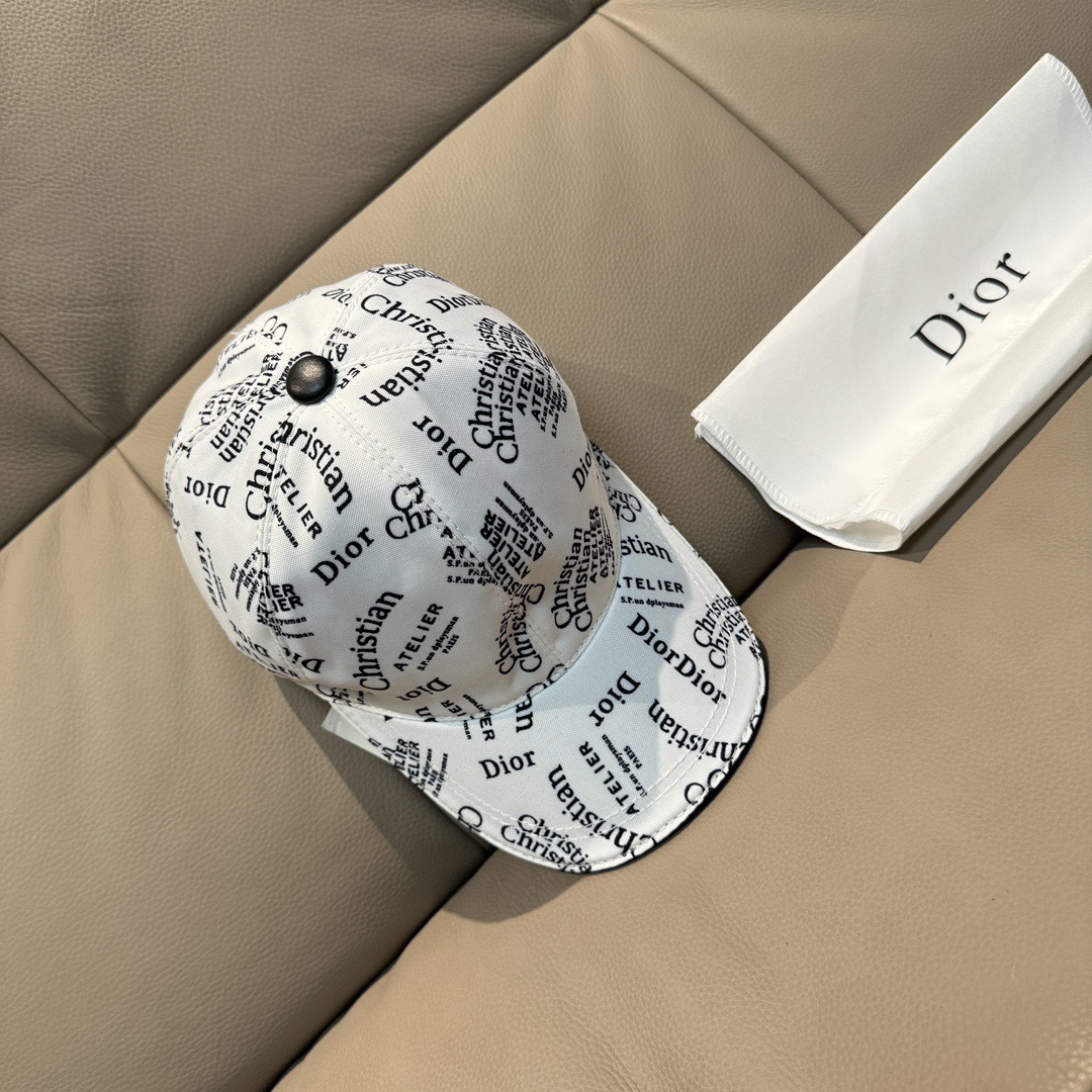 DIOR