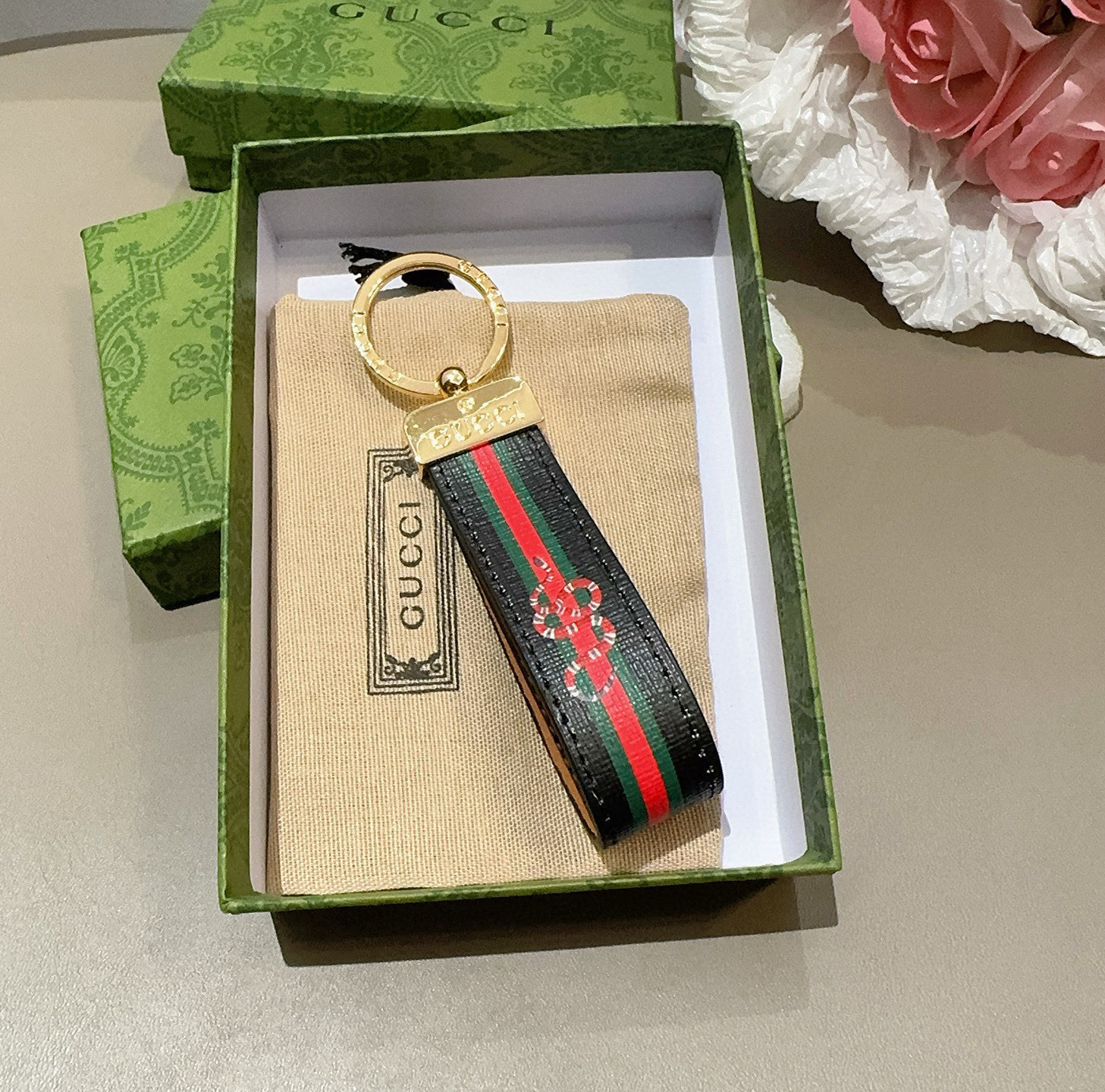 GUCCI