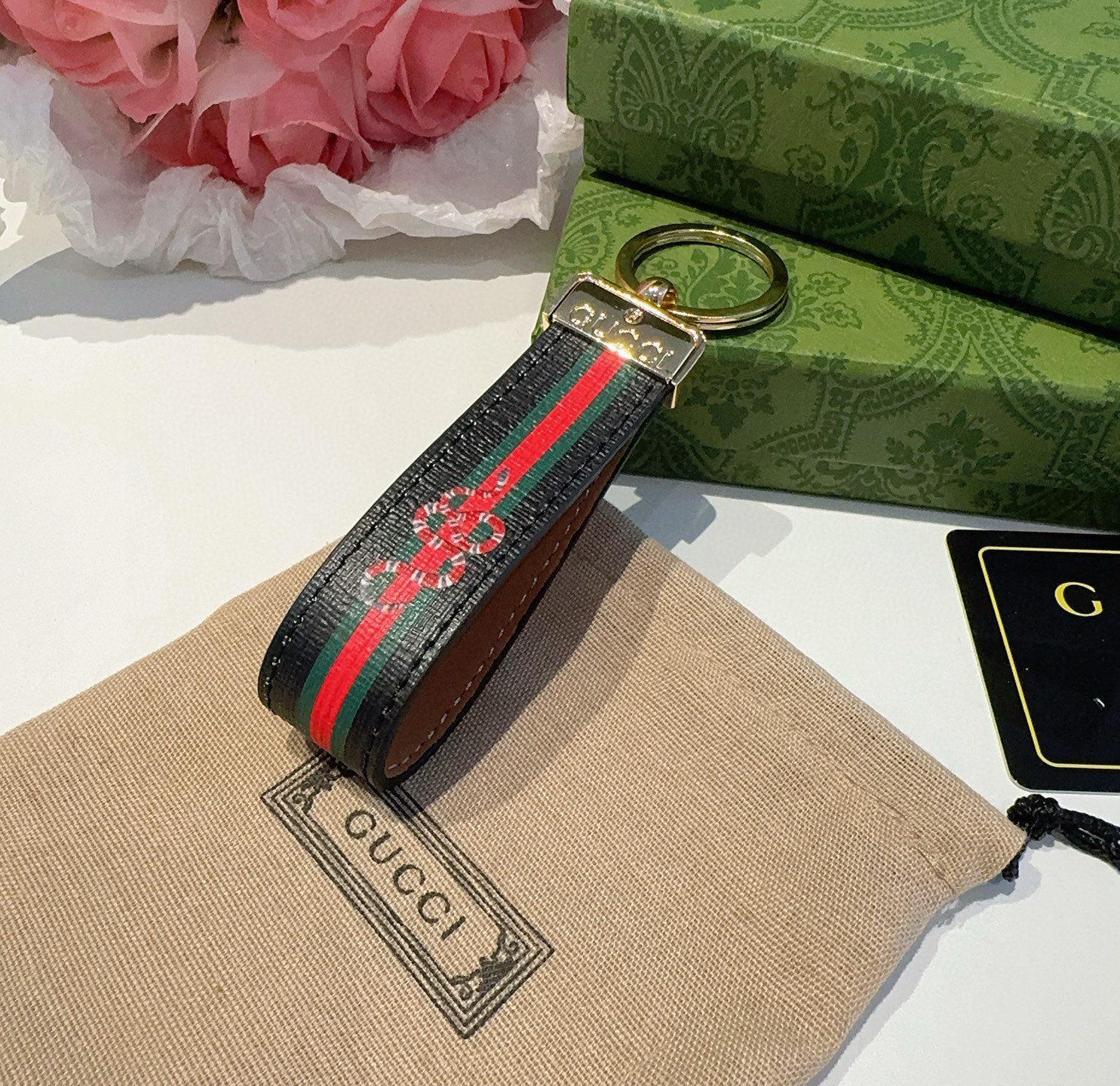 GUCCI
