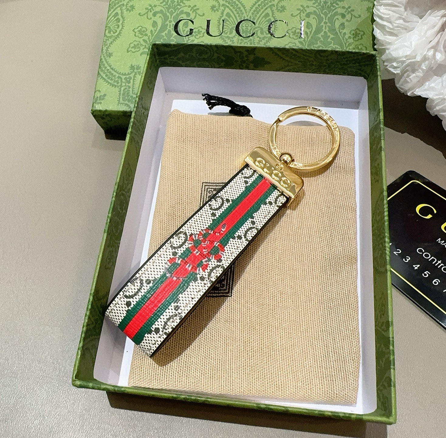 GUCCI