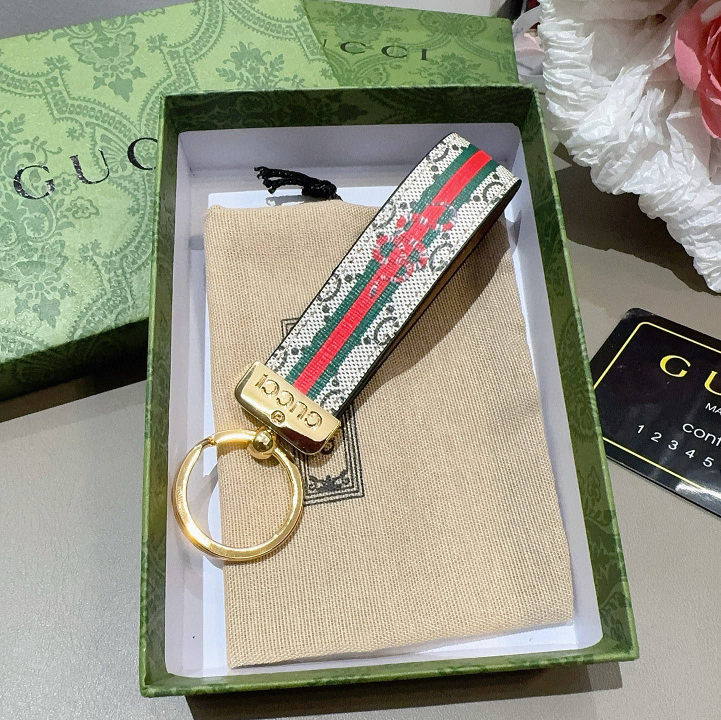 GUCCI