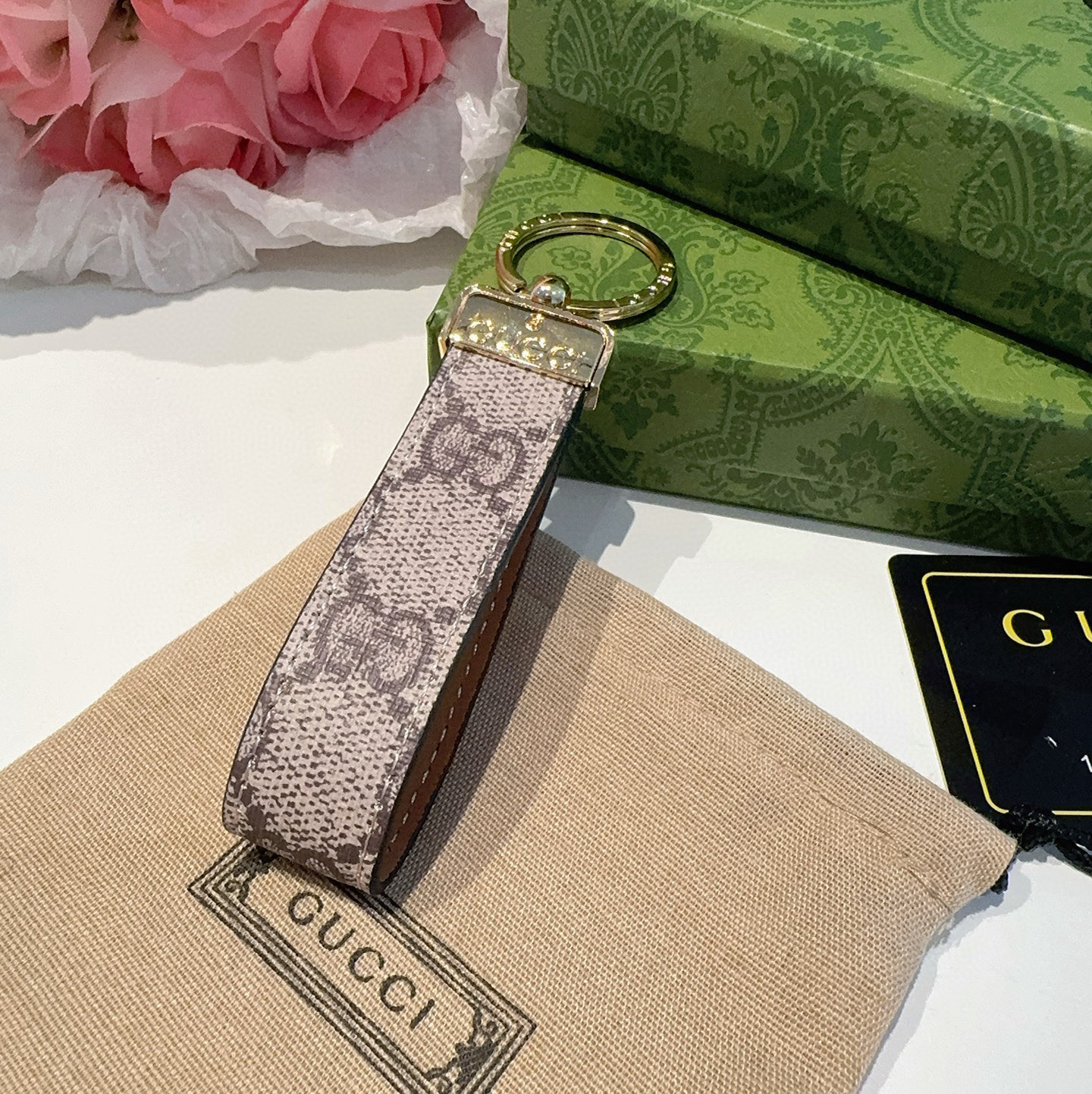 GUCCI