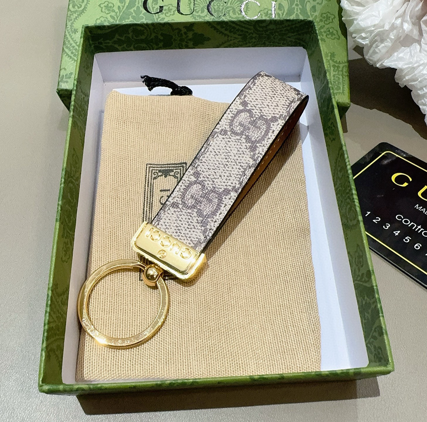 GUCCI