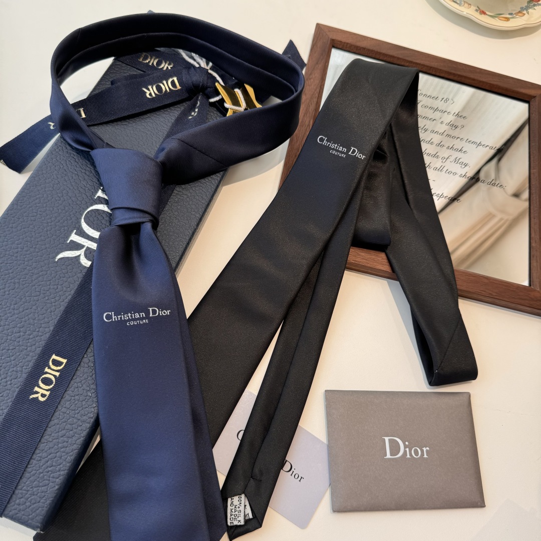 DIOR