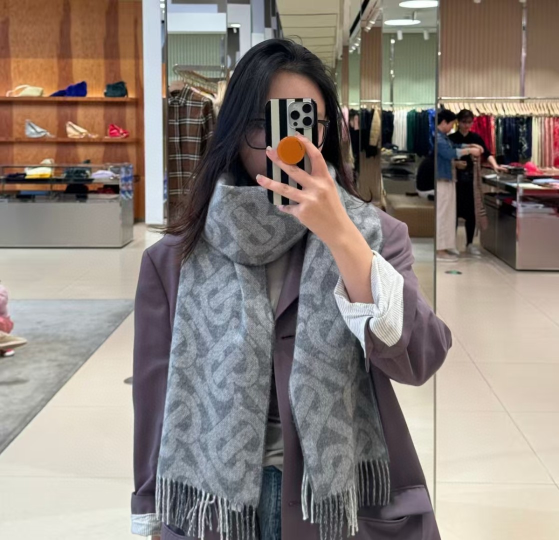 BURBERRY