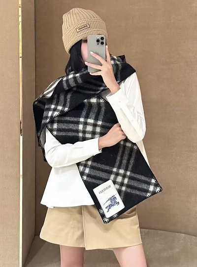 BURBERRY